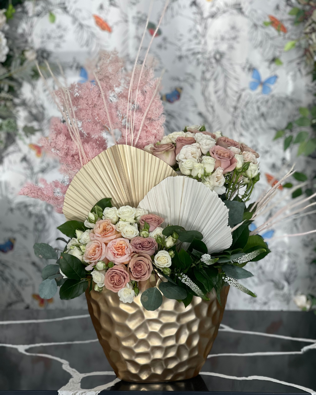 Elegant luxury bouquet featuring premium Ecuadorian roses arranged for refined floral design, perfect for weddings, events, and same-day delivery in Orange County