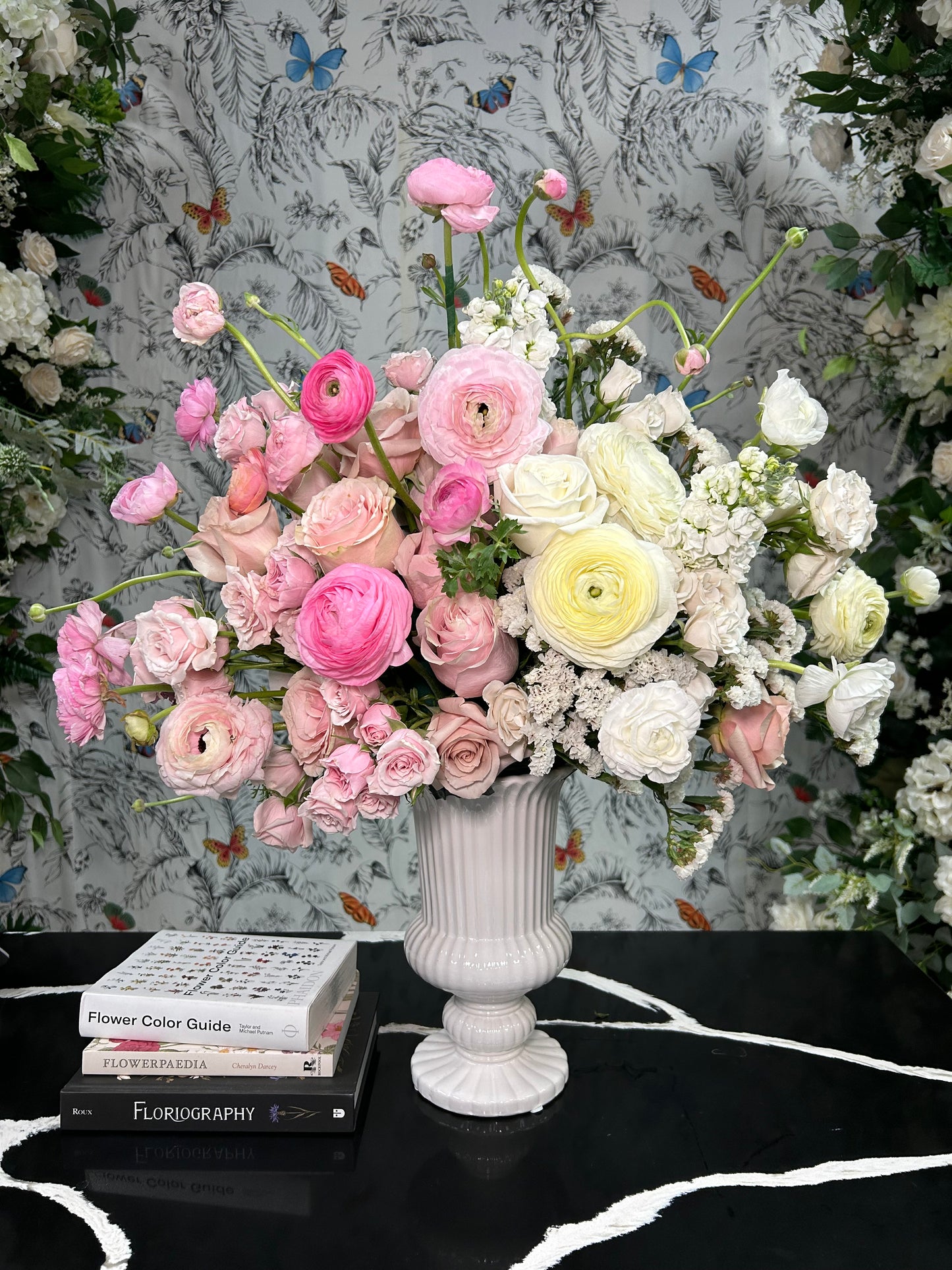 Divinity Vase