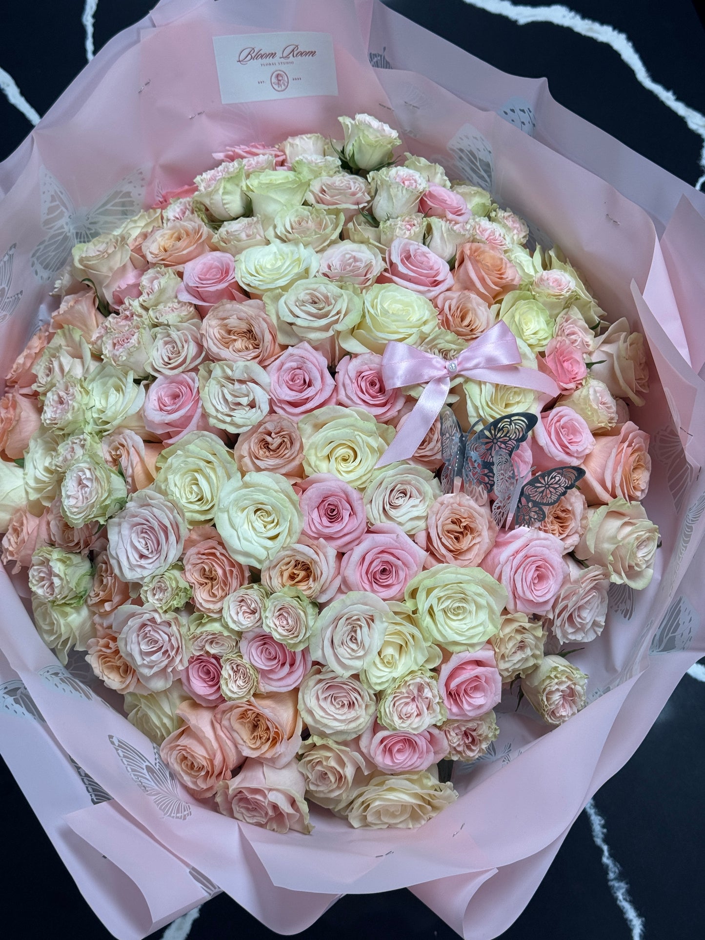 Princess Treatment (100 Roses)